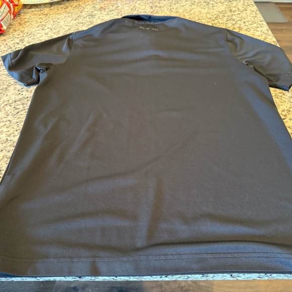 Travis Mathew Climbing Wall Polo - Medium - Picture 4 of 8